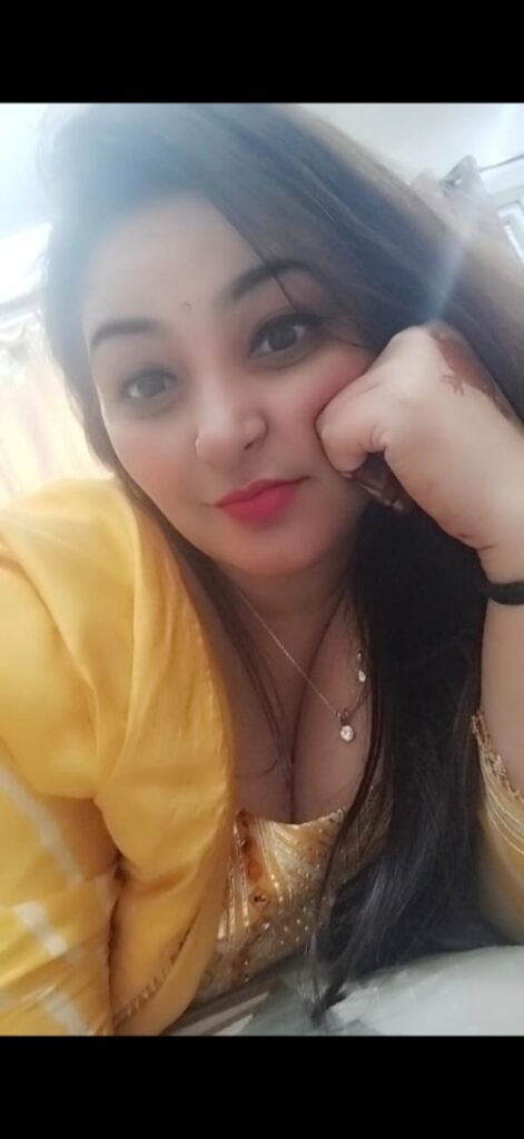 Hi, I’m Isha – Call Girl from Lucknow Get Price and Book Now